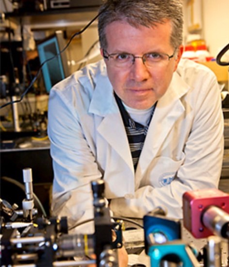 Portrait of Prof. Carlos Portela