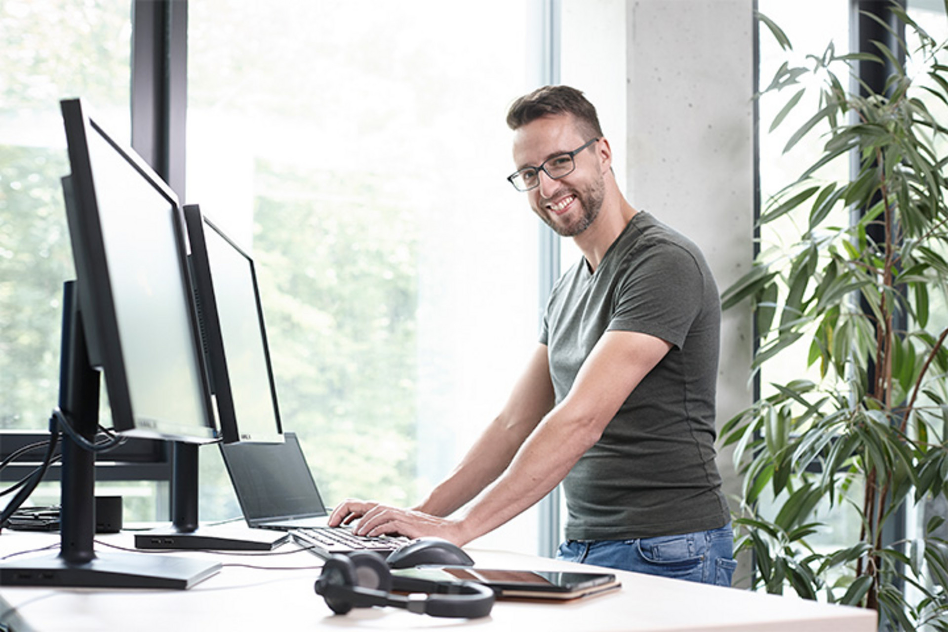Portrait of our Technical Lead - Lithography Domain Roman