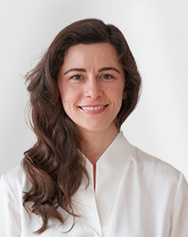 Dr. Mina Yeşilyurt