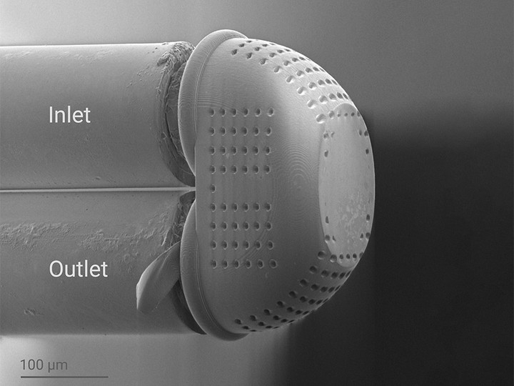 Image of a 3D microfluidic valve structure assembled at the capillary bundle tip, enabling droplet microfluidics.