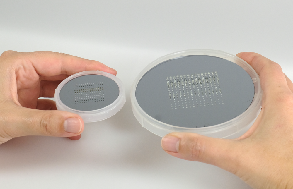 Nanoscribe_Formnext_comparison wafers